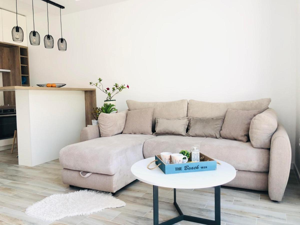 Apartment Seaside Пржно Екстер'єр фото