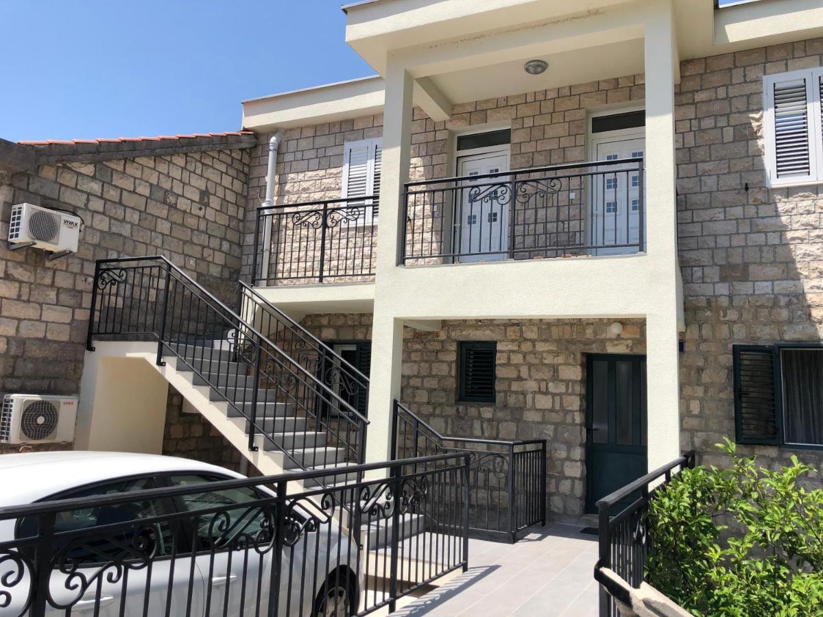 Apartment Seaside Пржно Екстер'єр фото